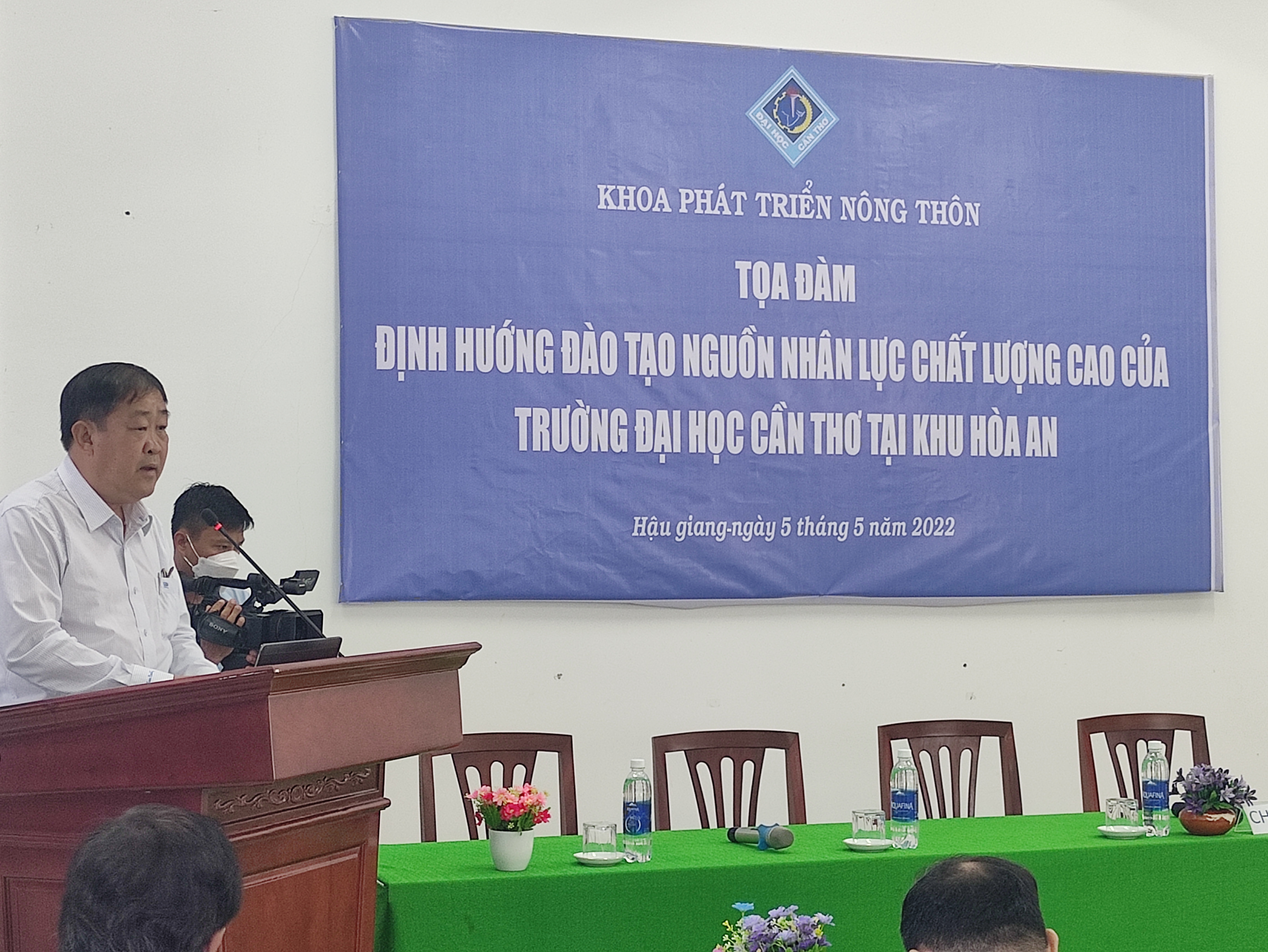GS Hà Thanh Toàn phát biểu khai mạc